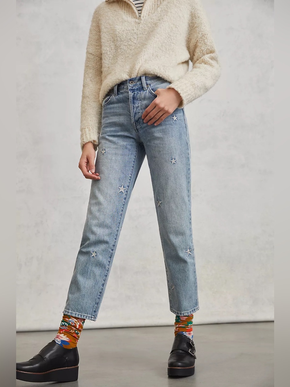 Pistola Star-Embroidered High-Rise Straight Leg Jeans – Size 26 (EUC)